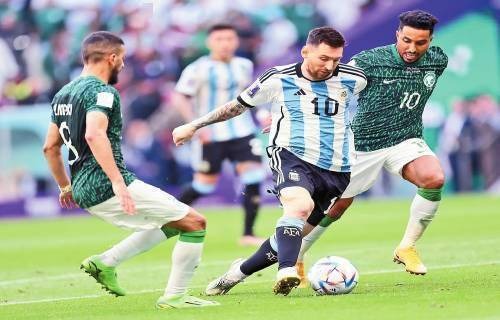 张育成多功能守位价值